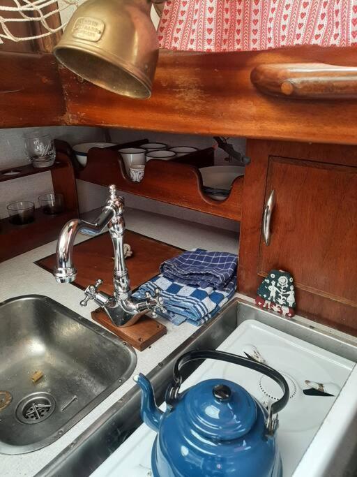Cosy Sailingboat In Vlissingen Ξενοδοχείο Εξωτερικό φωτογραφία